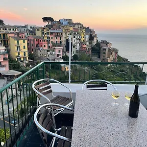 https://appartamento-isola-corniglio.hotelitalianriviera.com